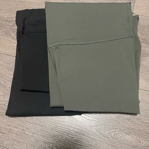 2 PrettyLittleThing Deep Green Fabric leggings